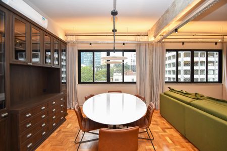 Sala de jantar de apartamento à venda com 1 quarto, 79m² em Cerqueira César, São Paulo