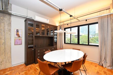 Apartamento à venda com 79m², 1 quarto e sem vaga Apartamento à venda com 79m², 1 quarto e sem vagaSala de jantar