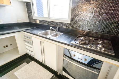 Cozinha de apartamento à venda com 3 quartos, 106m² em Vila Gomes Cardim, São Paulo