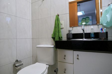 Apartamento à venda com 110m², 3 quartos e 1 vagaBanheiro da Suíte