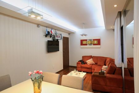 Sala de apartamento à venda com 3 quartos, 110m² em Renascença, Belo Horizonte