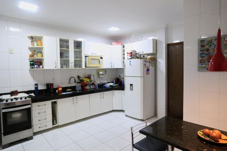 Apartamento à venda com 110m², 3 quartos e 1 vagaCozinha e Área de Serviço