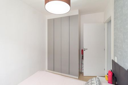 Quarto 2 de apartamento para alugar com 2 quartos, 43m² em Jardim do Lago, Osasco