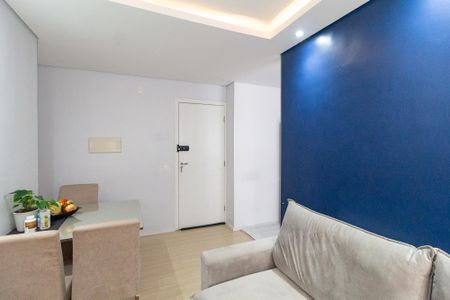 Sala de apartamento para alugar com 2 quartos, 43m² em Jardim do Lago, Osasco
