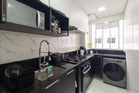 Apartamento para alugar com 43m², 2 quartos e 1 vaga Apartamento para alugar com 43m², 2 quartos e 1 vagaCozinha e Área de Serviço