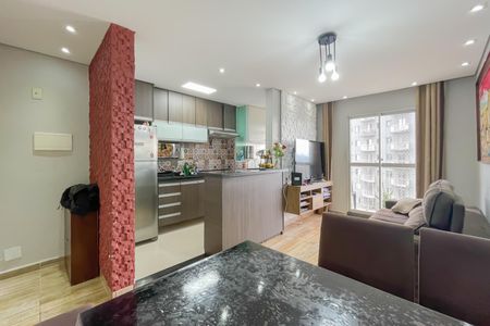 Sala de apartamento à venda com 2 quartos, 48m² em Bussocaba, Osasco