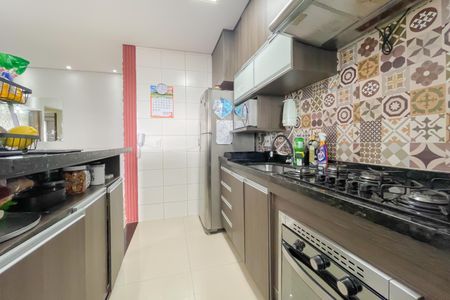 Apartamento à venda com 48m², 2 quartos e 1 vaga Apartamento à venda com 48m², 2 quartos e 1 vagaCozinha e Área de Serviço