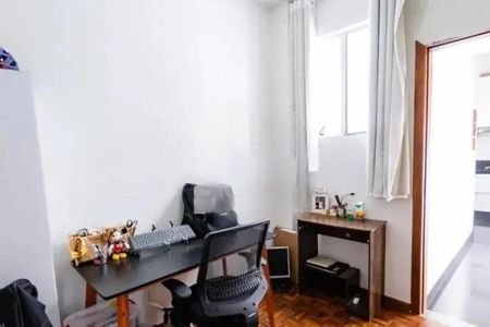 Apartamento para alugar com 153m², 3 quartos e 2 vagasQuarto