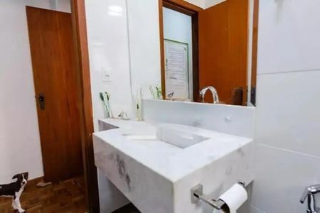 Apartamento para alugar com 153m², 3 quartos e 2 vagasBanheiro