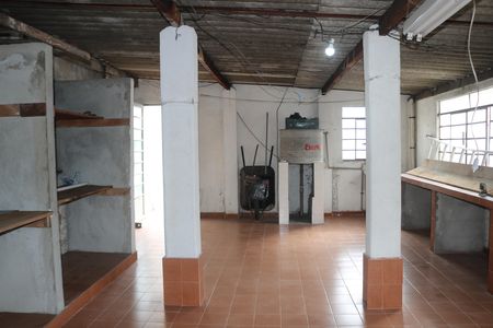 Casa para alugar com 227m², 2 quartos e sem vagaCobertura