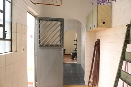 Casa para alugar com 227m², 2 quartos e sem vagaÁrea de Serviço
