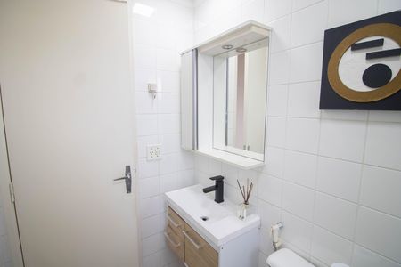 Apartamento para alugar com 59m², 2 quartos e 1 vaga Apartamento para alugar com 59m², 2 quartos e 1 vagaBANHEIRO