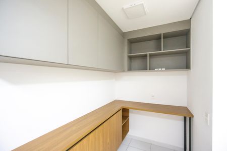 Apartamento para alugar com 124m², 2 quartos e 2 vagas Apartamento para alugar com 124m², 2 quartos e 2 vagasCozinha