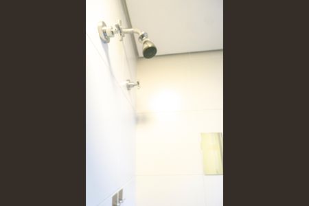 Apartamento para alugar com 124m², 2 quartos e 2 vagas Apartamento para alugar com 124m², 2 quartos e 2 vagasChuveiro