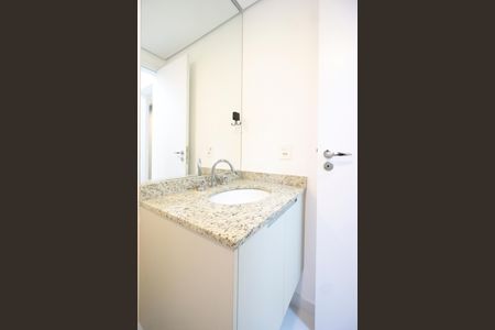 Apartamento para alugar com 124m², 2 quartos e 2 vagas Apartamento para alugar com 124m², 2 quartos e 2 vagasBanheiro social