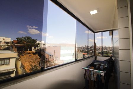 Apartamento à venda com 82m², 3 quartos e 2 vagasVaranda da Sala 