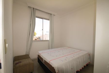 Apartamento à venda com 82m², 3 quartos e 2 vagasQuarto 02
