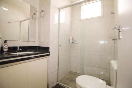 Apartamento à venda com 82m², 3 quartos e 2 vagasBanheiro Social 