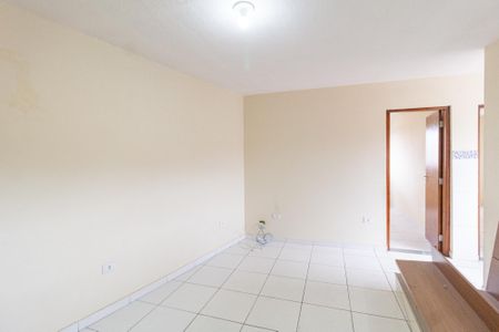 Sala de apartamento para alugar com 2 quartos, 50m² em Jardim Guiomar, Carapicuíba