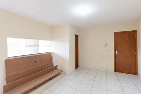 Sala de apartamento para alugar com 2 quartos, 50m² em Jardim Guiomar, Carapicuíba