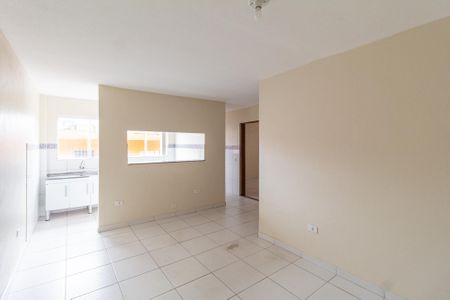 Sala de apartamento para alugar com 2 quartos, 49m² em Jardim Guiomar, Carapicuíba