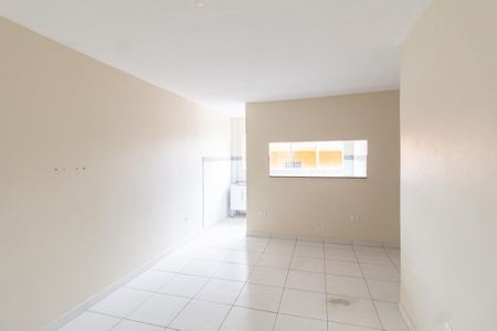 Sala de apartamento para alugar com 2 quartos, 49m² em Jardim Guiomar, Carapicuíba