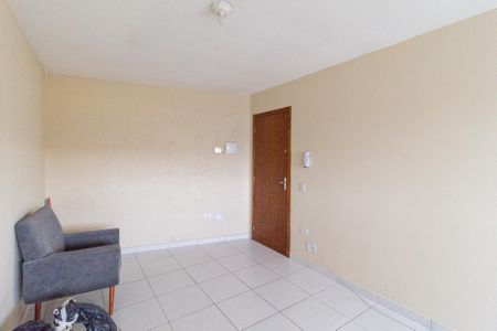 Sala de apartamento para alugar com 2 quartos, 50m² em Jardim Guiomar, Carapicuíba
