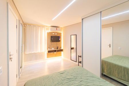 Casa para alugar com 80m², 2 quartos e 1 vaga Casa para alugar com 80m², 2 quartos e 1 vagaSuíte