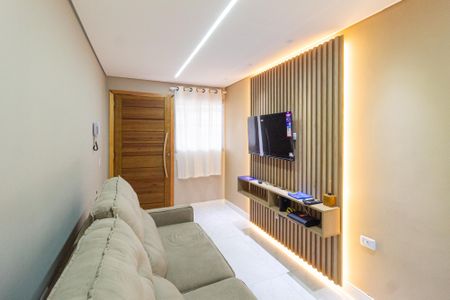 Sala de casa para alugar com 2 quartos, 80m² em Jardim Guiomar, Carapicuíba