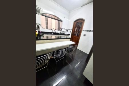 Cozinha  de casa à venda com 3 quartos, 100m² em Jardim Gonzaga, São Paulo