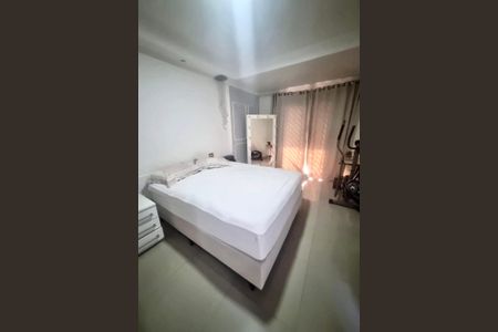 Casa à venda com 100m², 3 quartos e 2 vagas Casa à venda com 100m², 3 quartos e 2 vagasQuarto 1