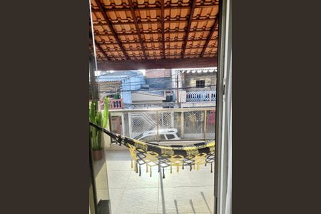 Casa à venda com 100m², 3 quartos e 2 vagas Casa à venda com 100m², 3 quartos e 2 vagasQuintal