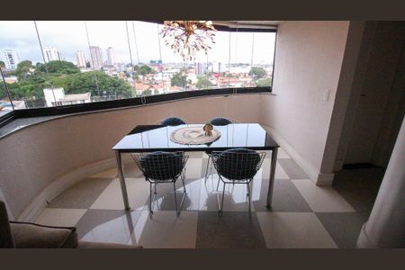 Apartamento à venda com 280m², 3 quartos e 3 vagas Apartamento à venda com 280m², 3 quartos e 3 vagasSala