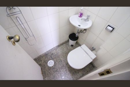 Apartamento à venda com 280m², 3 quartos e 3 vagas Apartamento à venda com 280m², 3 quartos e 3 vagasBanheiro
