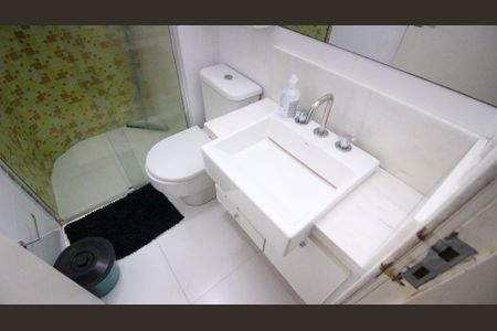 Apartamento à venda com 280m², 3 quartos e 3 vagas Apartamento à venda com 280m², 3 quartos e 3 vagasBanheiro da Suíte 1