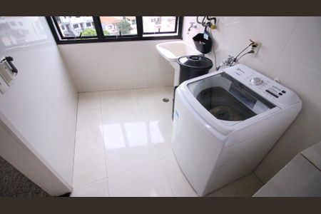 Apartamento à venda com 280m², 3 quartos e 3 vagas Apartamento à venda com 280m², 3 quartos e 3 vagasÁrea de Serviço