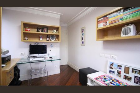 Apartamento à venda com 280m², 3 quartos e 3 vagas Apartamento à venda com 280m², 3 quartos e 3 vagasSuíte 1