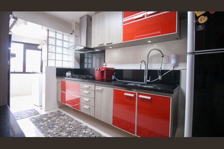 Apartamento à venda com 280m², 3 quartos e 3 vagas Apartamento à venda com 280m², 3 quartos e 3 vagasCozinha