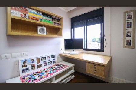 Apartamento à venda com 280m², 3 quartos e 3 vagas Apartamento à venda com 280m², 3 quartos e 3 vagasSuíte 1