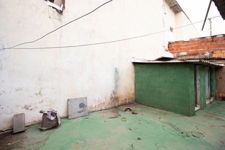 Casa à venda com 65m², 2 quartos e 2 vagas Casa à venda com 65m², 2 quartos e 2 vagasQuintal