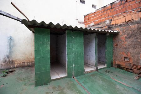 Casa à venda com 65m², 2 quartos e 2 vagas Casa à venda com 65m², 2 quartos e 2 vagasQuintal