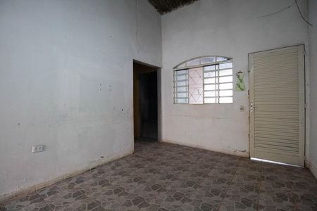 Casa à venda com 65m², 2 quartos e 2 vagas Casa à venda com 65m², 2 quartos e 2 vagasSala/Cozinha