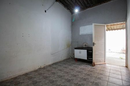 Casa à venda com 65m², 2 quartos e 2 vagas