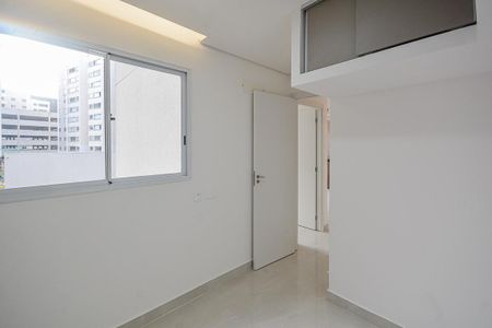 Apartamento para alugar com 44m², 2 quartos e 1 vaga