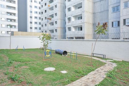 Apartamento para alugar com 44m², 2 quartos e 1 vaga