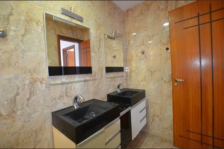 Apartamento para alugar com 86m², 2 quartos e 1 vagaBanheiro