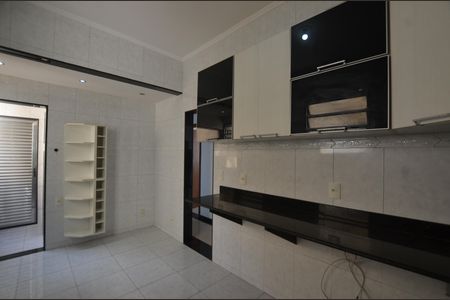 Apartamento para alugar com 86m², 2 quartos e 1 vagaCozinha