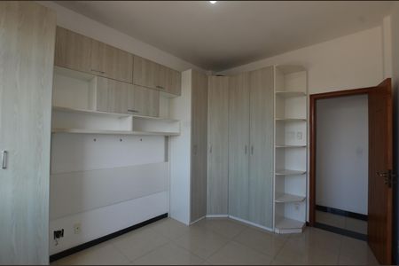 Quarto 1 de apartamento para alugar com 2 quartos, 86m² em Vila Valqueire, Rio de Janeiro
