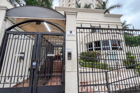 Apartamento à venda com 67m², 3 quartos e 1 vaga Apartamento à venda com 67m², 3 quartos e 1 vagaFachada e portaria