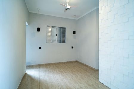 Casa para alugar com 240m², 2 quartos e 2 vagasSuíte 2